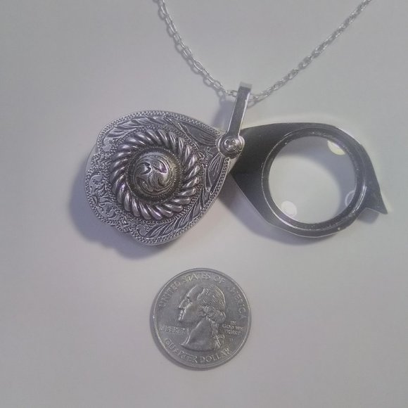 Magnifying Glass Ornate Engraved & MOP Back Jewelers' Loupe Pendant Necklace - Picture 10 of 10